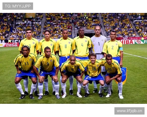 世界杯赛事全景回顾：从历史辉煌到现代激战，精彩瞬间不停歇