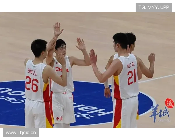 中国男篮力克韩国晋级亚洲杯四强 同组劲敌提前出局 - 副本 (2) 中国男篮力克韩国晋级亚洲杯四强 同组劲敌提前出局 - 副本 (2)